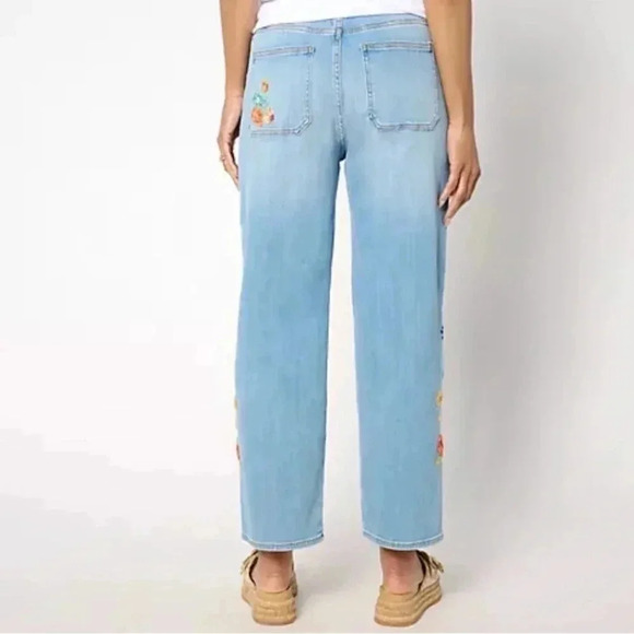 DRIFTWOOD Jeans Ruby Pull-On Relaxed Jean - Bouquet Sz Small - Picture 6 of 10